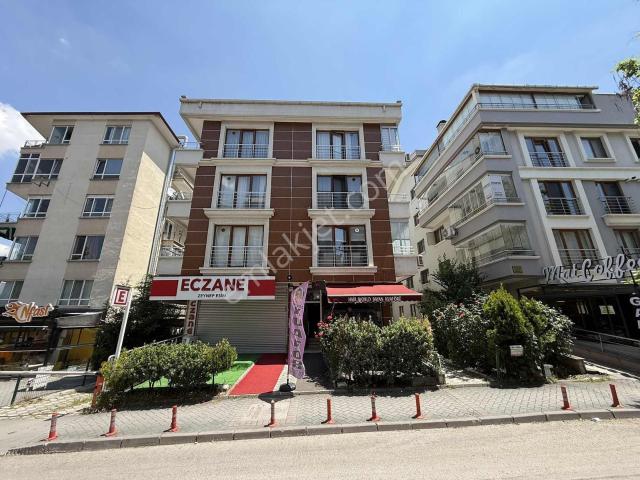 Bahçelievler Metro Yakını Katt Kiralık 1+1 Daire