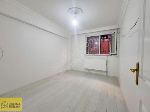 Bahçelievler Soğanlı'da 2+1 Bahçe Katı Kiralık Daire