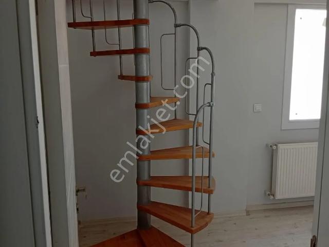 Bahçelievler Satılık 4+2 Sıfır Çatı Dubleks Daire