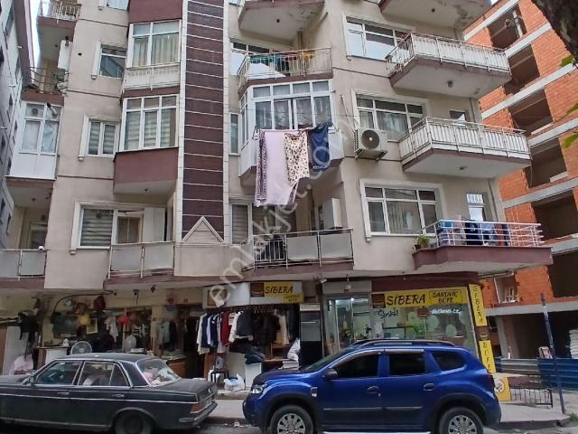 Bahçelievler Siyavuşpaşa İlkokulu Karşısında Kat Mülkiyetli 4.kat 3+1 125 M2 Satılık Daire