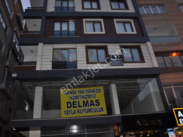 Bahçelievler Yayla Merkezde 1. Kat Asansörlü 2+1 Satılık Daire