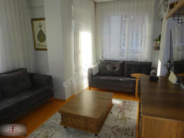 Bahçelievler Yenibosna Çobançeşme Mah Satılık 2+1 Daire