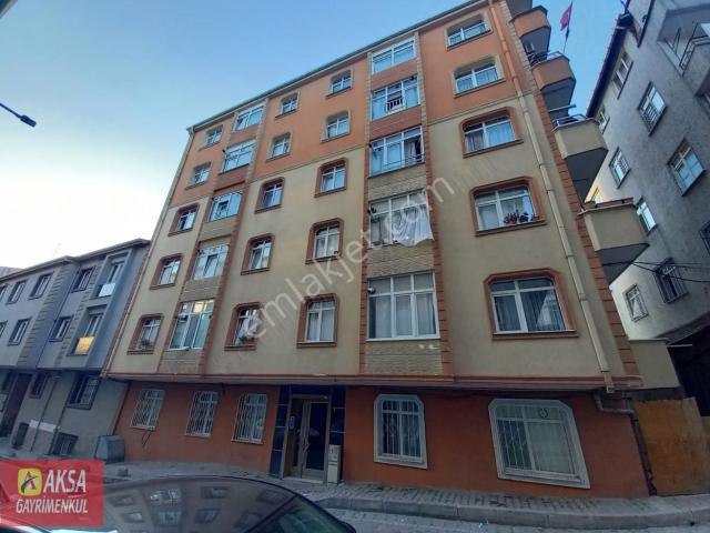 Bahçelievler Yenibosna Çobançeşme Mah Satılık Düz Giriş. 2+1