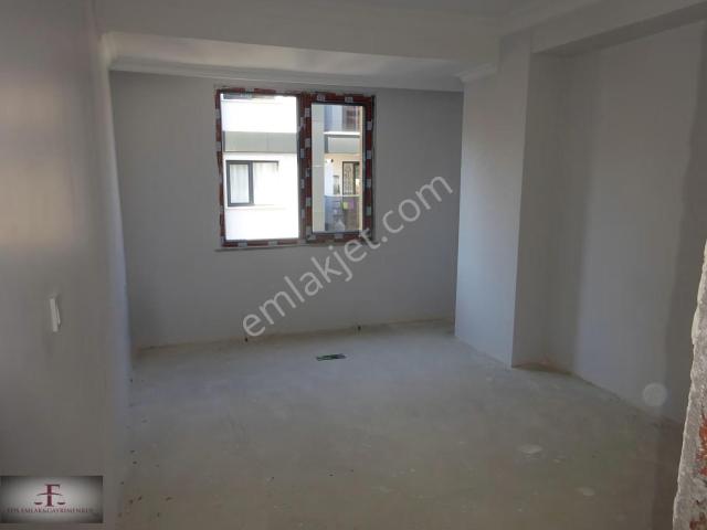 Bahçelievler Yenibosna Zafer Mah Satılık 3+1 Sıfır Daire