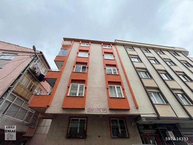 Bahçelievler Yenibosna Zafer Mahallesi İtfaye Yakını Ara kat satılık daire