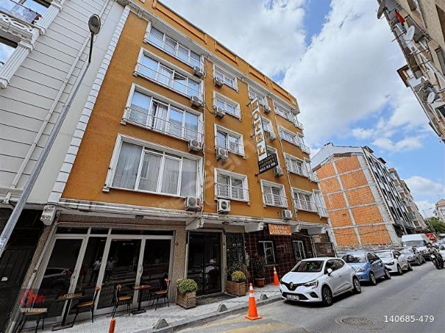 Bahçelievler'de 28 oda 70 yataklı faal satılık otel