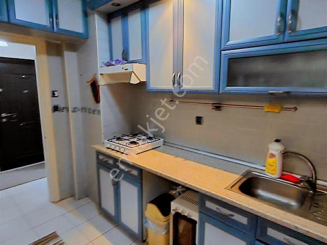 Bahçelievlerde 3+1 Aydınlık Bakımlı Daire