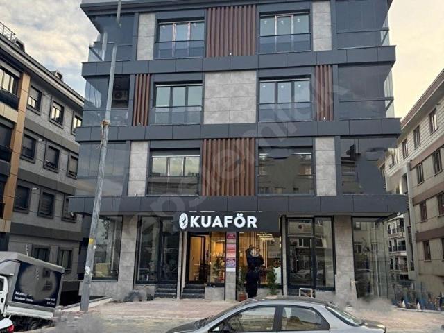 Bahçelievlerde 3+2 iskanlı sıfır dubleks daire