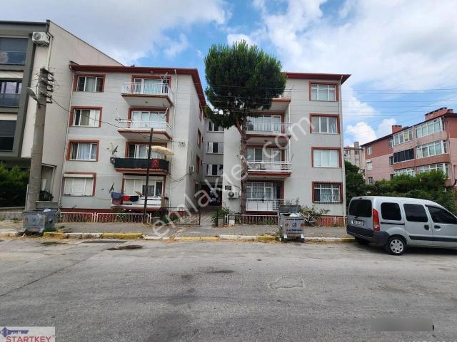 Bahçelievler'de Lokasyon Harikası, Önü Açık Kiralık 2+1