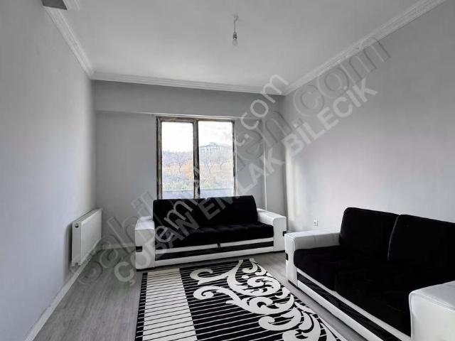 Bahçelievler'de Lüks Sitede Kiralık Yeni Eşyalı 2+0 Daire