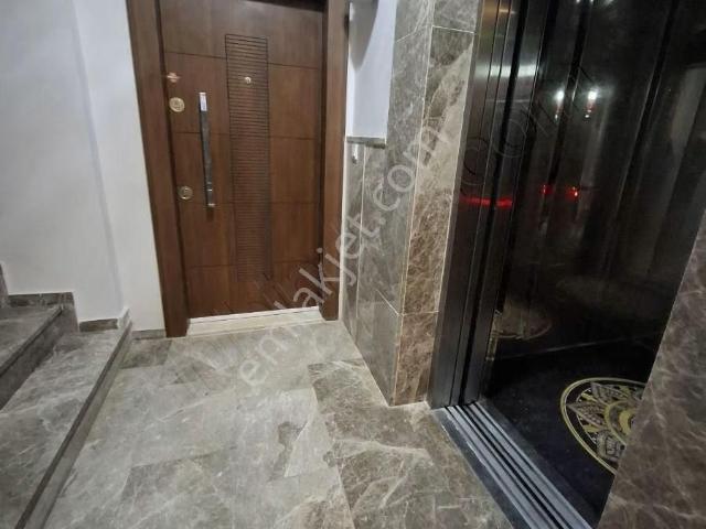 Bahçelievlerin En Sakin Sokağında Ebeveyn Banyolu 3 Oda Salon