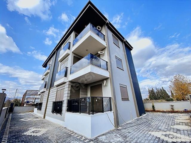 BAHÇEYAKA'DA ÖNÜ FULL AÇIK PARK CEPHELİ 2+1 SIFIR DAİRE