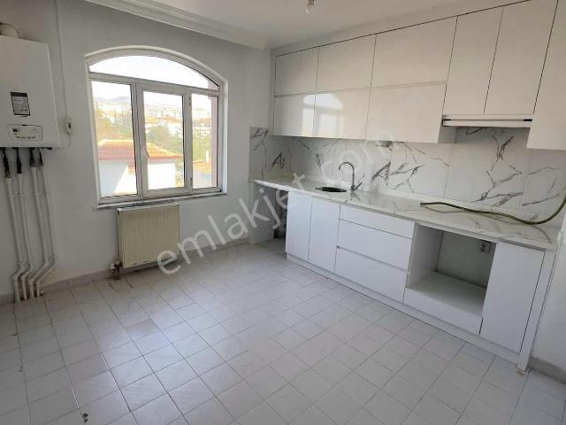 Bahabey Caddesi Üzeri Yeşil Fırın Yanı Satılık Ara Kat 2+1 Daire