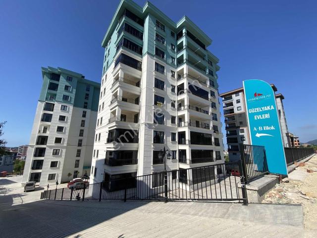 Bahadır'dan Karşıyaka Güzelyaka Sitesi 2+1 110m2 Deniz Manzaralı