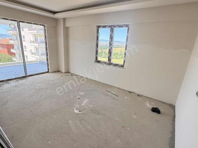 ! Bahar Caddesinde Satılık 2+1 Lüx Daire !
