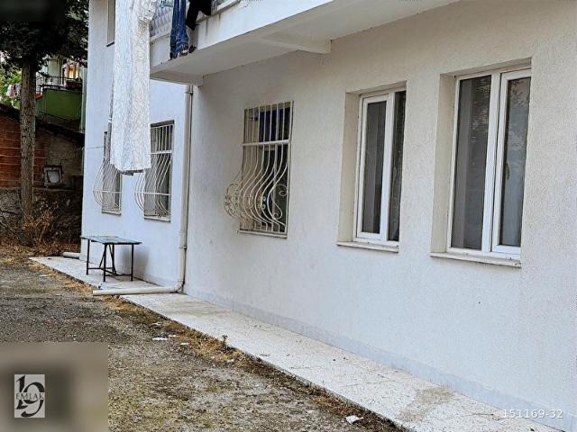 BAHCELİEVLER CUMARTESİ PAZARI CİVARI CADDE ÜZERİ 2+1 1.250.000TL