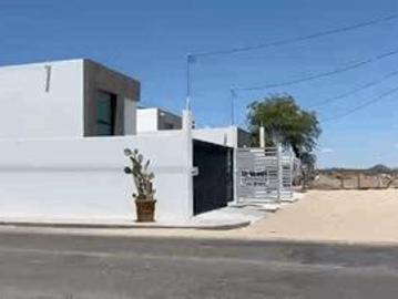 BAHIA DE KINO, HERMOSA Y FUNCIONAL CASA, A UNOS A SOLO UNOS 30 PASOS DE LA PLAYA