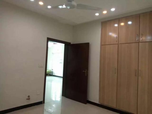 Bahri Town phase 8 Safari 5marla house for rent Islamabad Bahria Town ID 12953