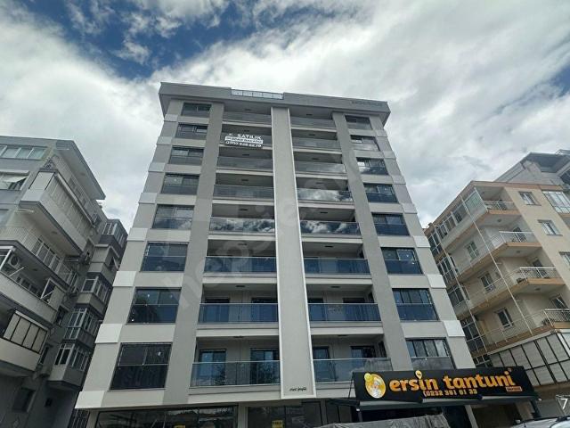 BAHRİYE ÜÇOK, LUNAPARK KARŞISI KİRALIK SIFIR 2+1 DAİRE