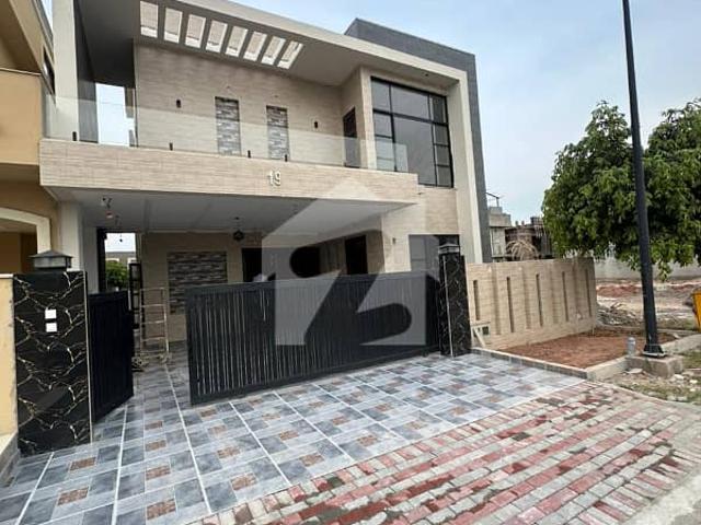 Bahria Enclave Islamabad For Sale Sector C1 10 Marla Brand New House