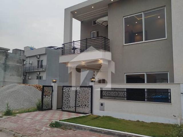 Bahria Enclave Islamabad For Sale Sector I 5 Marla House Brand New