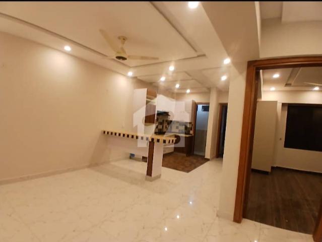 Bahria Enclave Islamabad Sector H The Galleria 3 Bed Gold Apartment For Rent