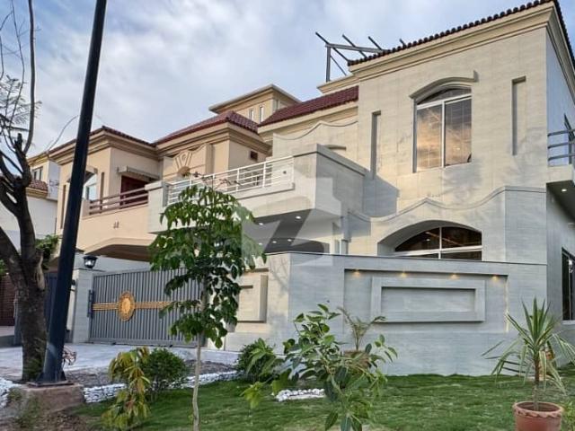 Bahria Enclave Sector C1 10 Marla Brand New House For Rent