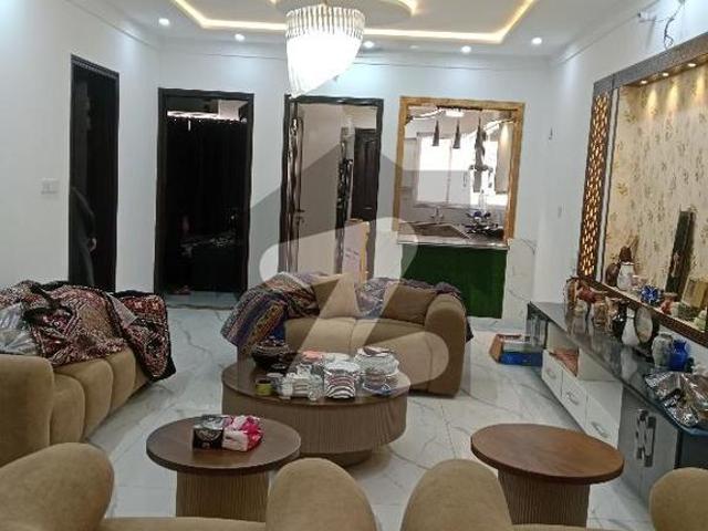 10 House Avaliable For Rent 5 Bed Accommodation 2 American Kitchen 1 Servent Two Species TV Lounge Available For Rent In Bahria Enclave Prime Location Near To Market Park Masjid. Bahria Enclave
