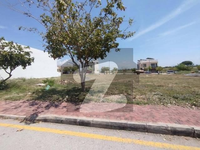 Bahria Enclave Sector F1 10 Marla Road 14 Sun Facing Develop Plot For Sale