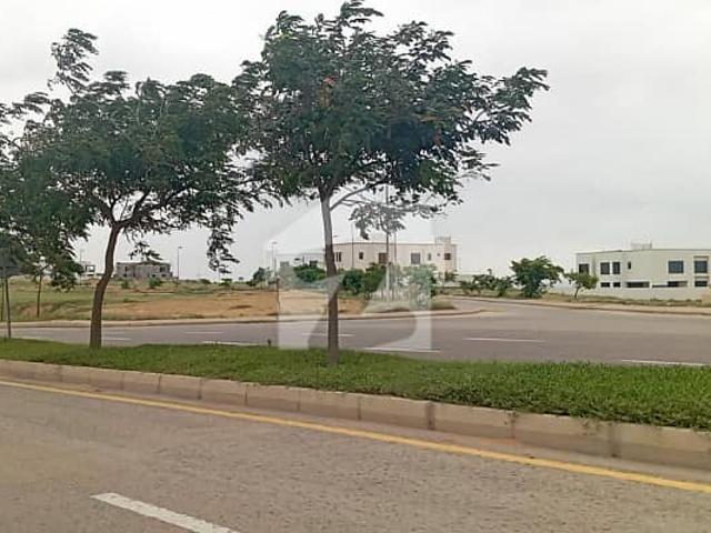 Bahria Hills Plots FOR SALE. Facing Jinnah Avenue And 2km From Main Entrance Of BTK Heighted Location
