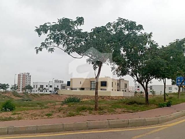 Bahria Hills Plots FOR SALE. Facing Jinnah Avenue and 2km from Main Entrance of BTK Heighted Location