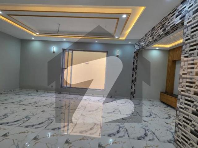 Bahria Hills | Ultra Luxury 8 Bedroom Designer Villa With Basement | Prayer Area | Home Theater | 3 Kitchens Bahria Hills