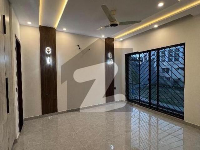 Bahria Orchard Lahore 10MARLA Brand new house Bahria Orchard Phase 1