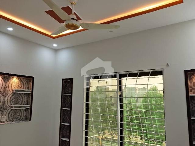 Bahria Orchard Lahore 5 Marla Brand New House Available For Sale A+ Material used
