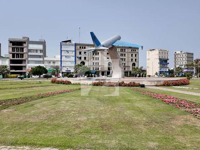 Bahria orchard lahore e block 8 marla plot for sale open from