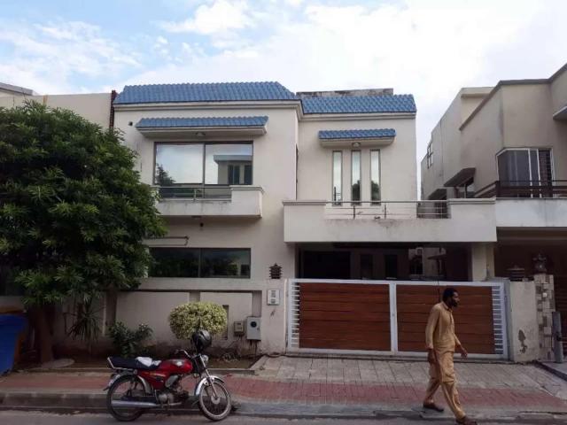 Bahria phase 4 three bed upper portion for rent Rawalpindi Bahria Town Rawalpindi ID 30927