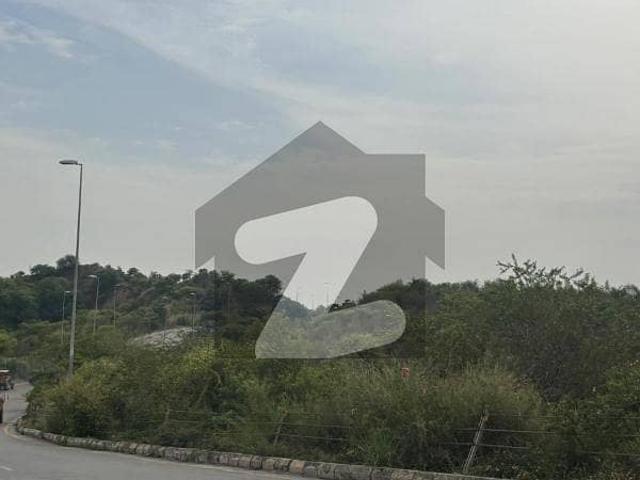 Bahria Town Phase 8 Block N Residential Plot Sized 10 Marla Is Available