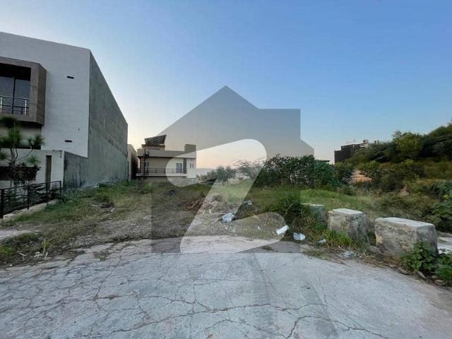 Bahria Town Phase 8 Sector A 1 Kanal Plot For Sale