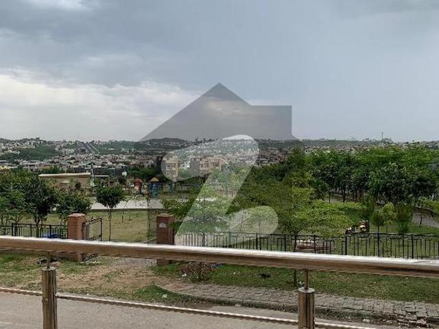 Bahria Town Phase 08 Lake View Bahria Town Phase 8 Eden Lake View Block