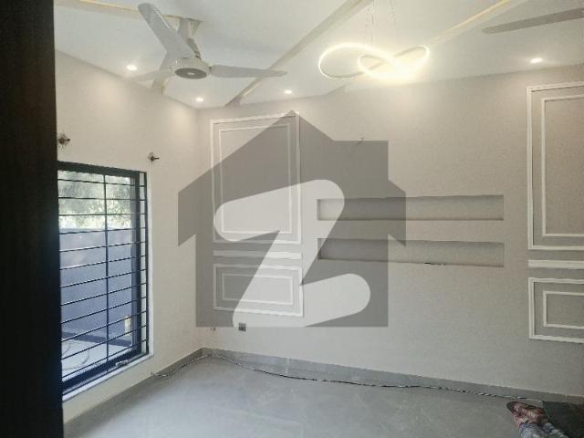 Bahria Town Rwp/Isb Phase8 Sector F1 10 Marla, Double Storey, Double Unit House Available On Main Boulevard Bahria Town Phase 8 Sector F 1