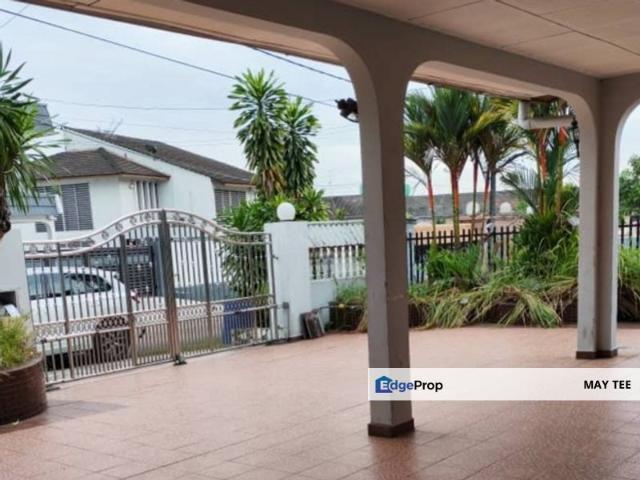 Johor Bahru Johor Jaya Double Storey Semi D/Fully Renovated Unit