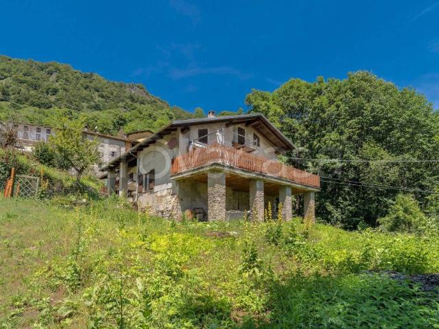 Baita in vendita a Oncino via Provinciale, 1