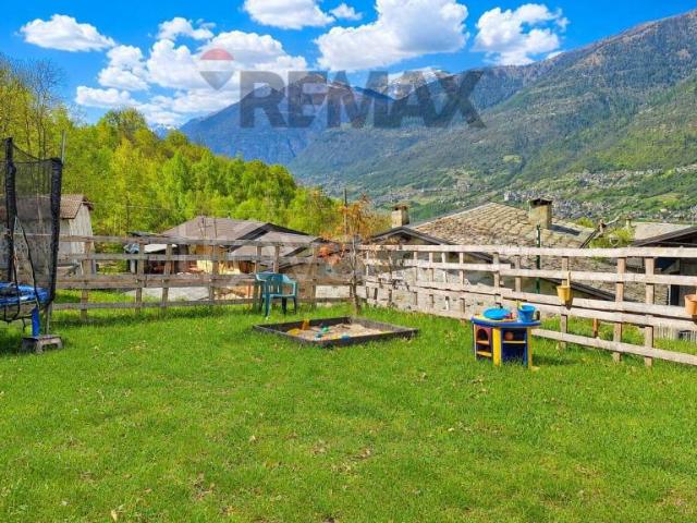 Baita/chalet/trullo in vendita a Ponte in Valtellina via Albareda, snc