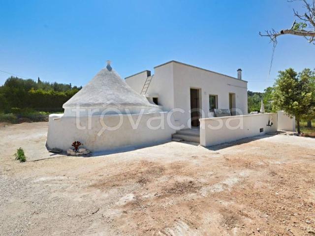 Baita/chalet/trullo in vendita a Putignano strada Statale dei Trulli