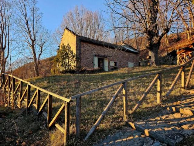 Baita/Chalet/Trullo in vendita a Versurone Fiumalbo 130 mq Rif: 1419483