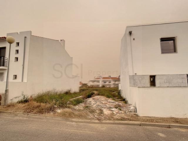 Baixa de Preço! Lote Terreno Urbano, localizado em Urbanização perto da Cidade de Moura | Projecto para Construção pré aprovado