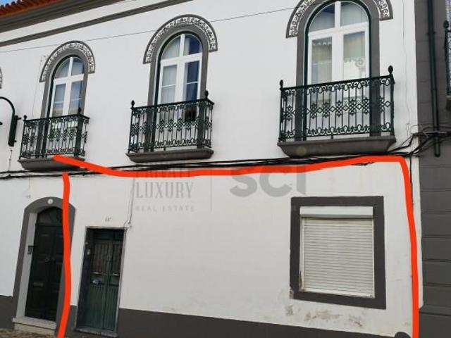 Baixa de preço Oportunidade Única Baixa de Preço Morad. 319m² Serpa Salvador e Santa Maria