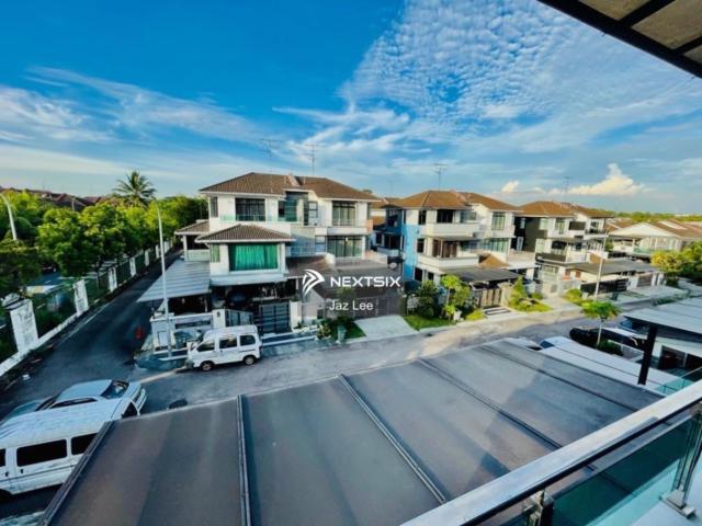 百万镇 Super Luxury Semi D ForSale Straits View Residences PermasJaya* 屋顶室内高 Heightcelling款式 角头半独立洋房