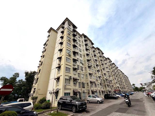 Baiduri Court Apartment Bukit Puchong