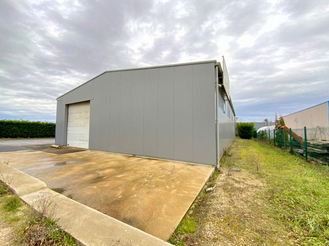 Baignes Sainte Radegonde Vente Immeuble 16